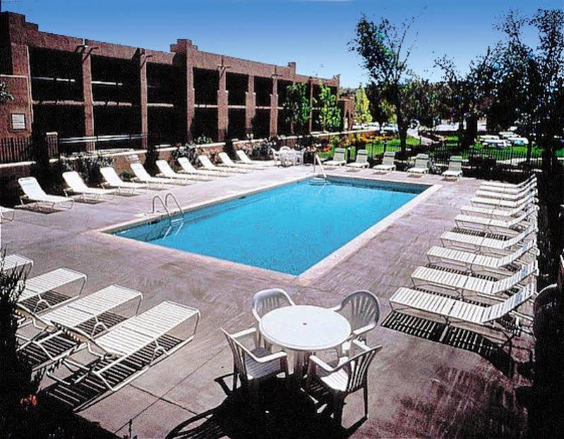 Holiday Inn Canyon De Chelly-Chinle By Ihg Exterior foto
